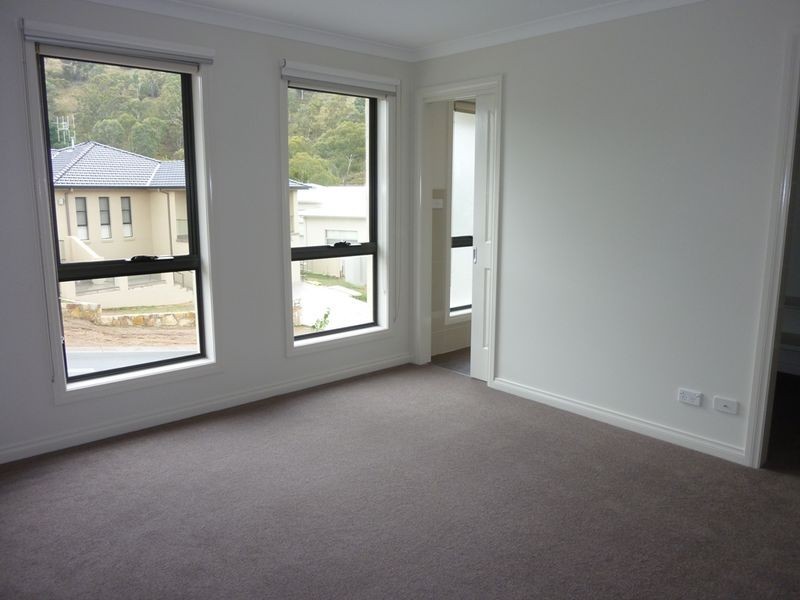 6 Barrigan Place, Jerrabomberra NSW 2619