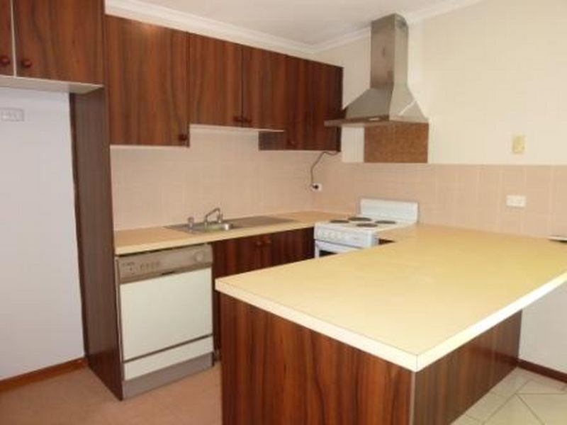 5 Gymea Street, Narrabundah ACT 2604