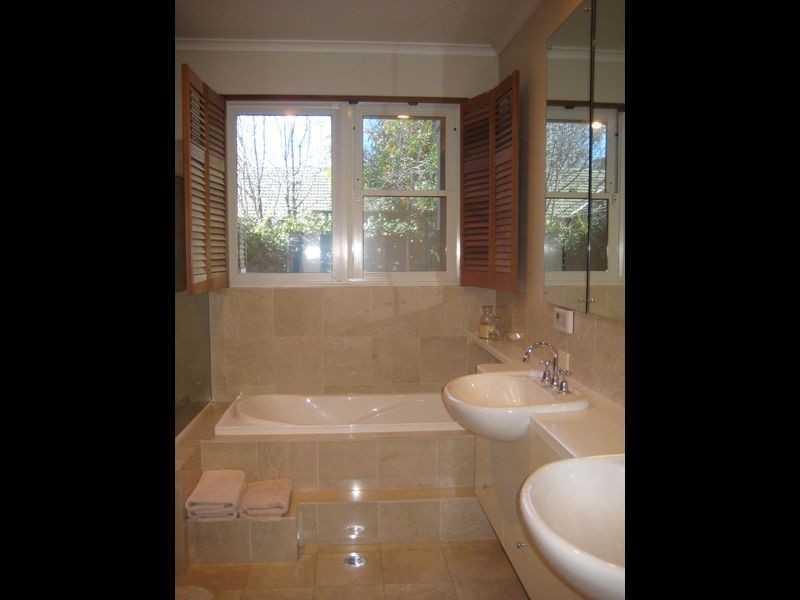 16 Brown Street, Yarralumla ACT 2600