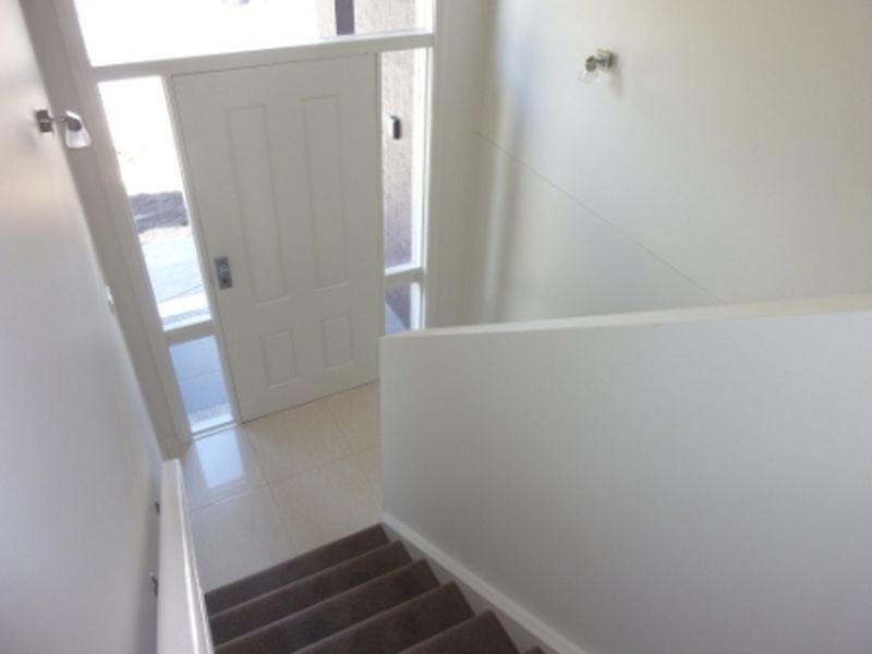 2 Laurence Close, Jerrabomberra NSW 2619