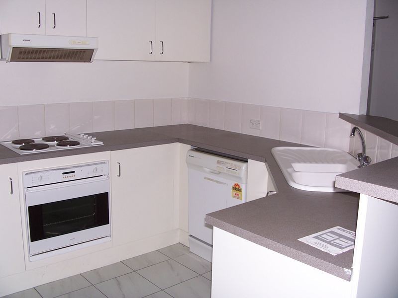 2/15 Howitt Street, Kingston ACT 2604