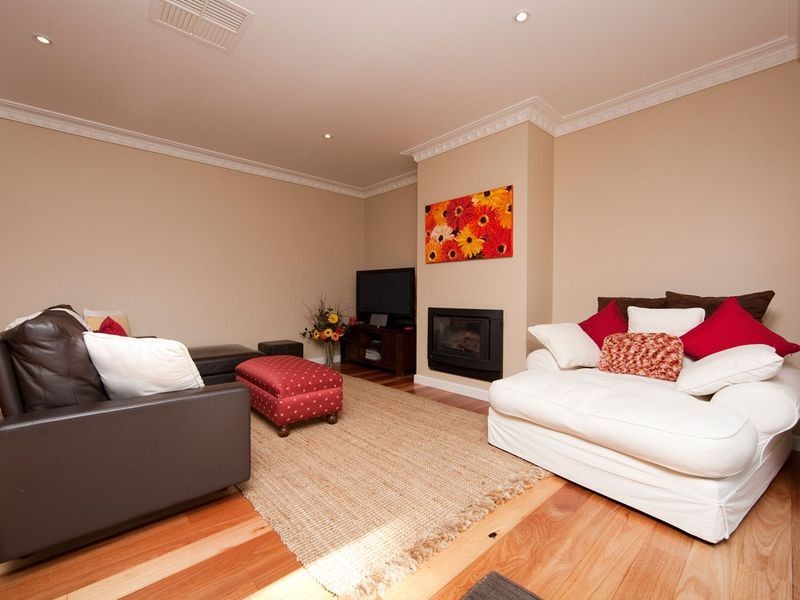 23 Newdegate Street, Deakin ACT 2600