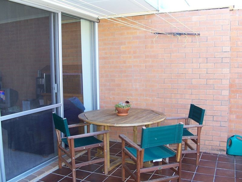 4/10 Longeranong Street, Farrer ACT 2607