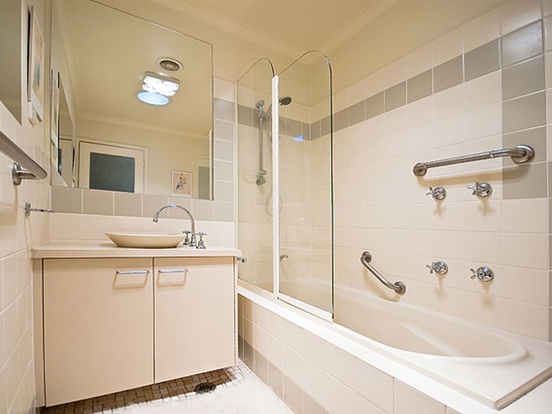 2 Nelson Place, Curtin ACT 2605