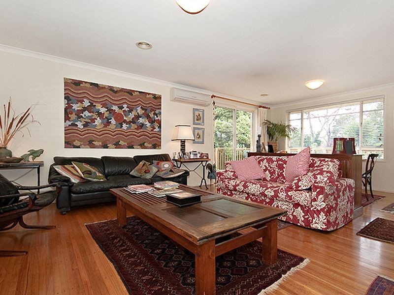 2 Nelson Place, Curtin ACT 2605