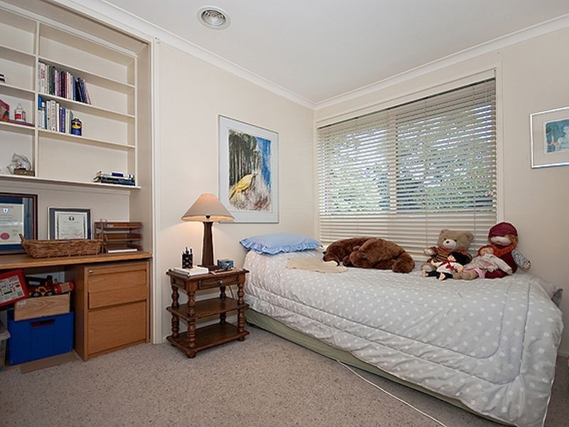 2 Nelson Place, Curtin ACT 2605