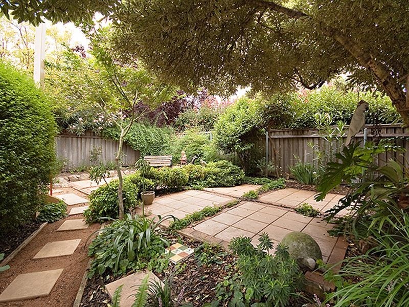 2 Nelson Place, Curtin ACT 2605