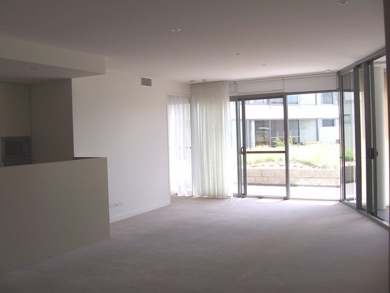 80/13 Eastlake Parade, Kingston ACT 2604