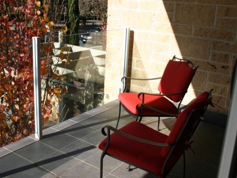 3/32 Canberra Avenue, Forrest ACT 2603