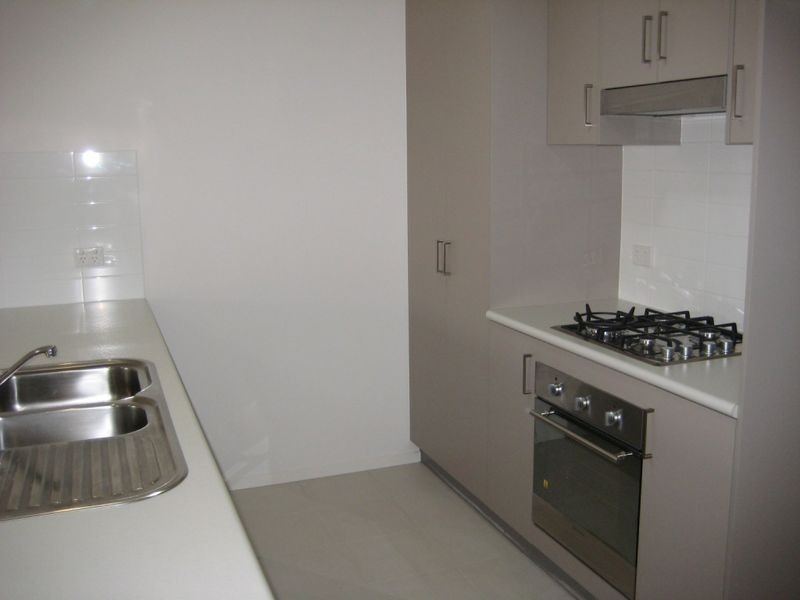 8 Herring Place, Macgregor ACT 2615