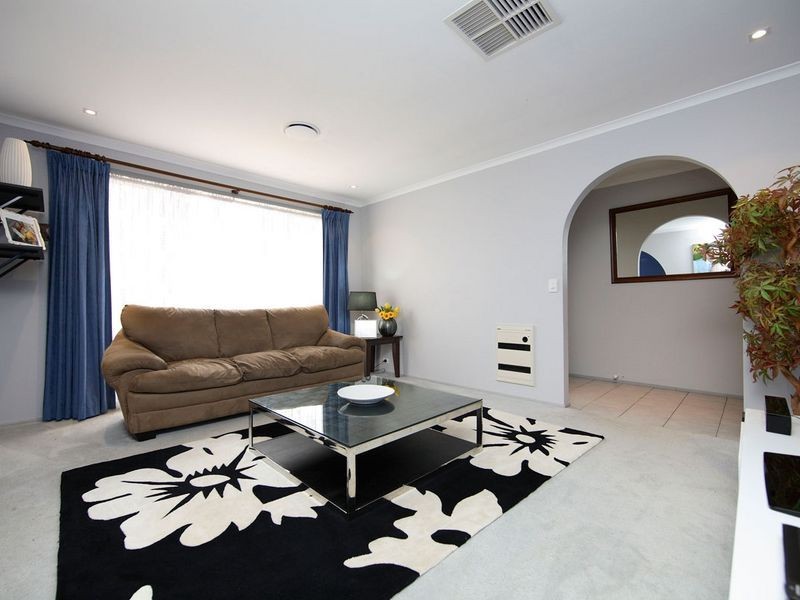 19 Outtrim Avenue, Calwell ACT 2905