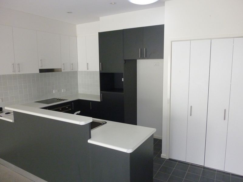 16/25 Jerrabomberra Avenue, Narrabundah ACT 2604