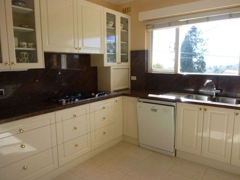 9 Sirius Place, Red Hill ACT 2603