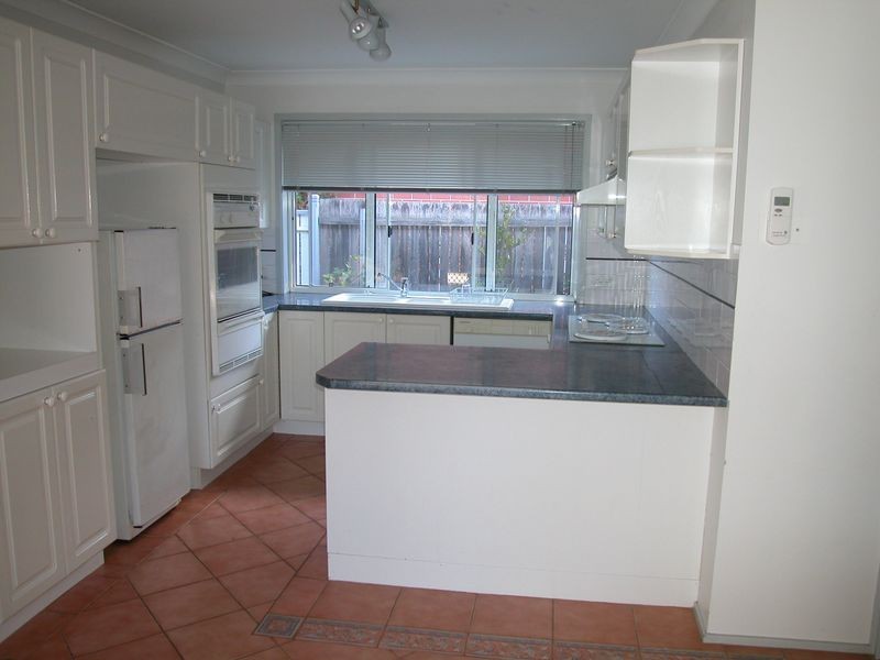 25 Clare Dennis Avenue, Gordon ACT 2906