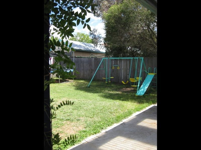 13 Albert Street, Queanbeyan NSW 2620