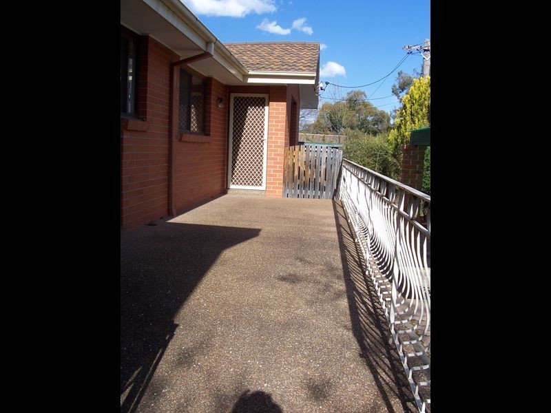 24 Ayers Place, Curtin ACT 2605