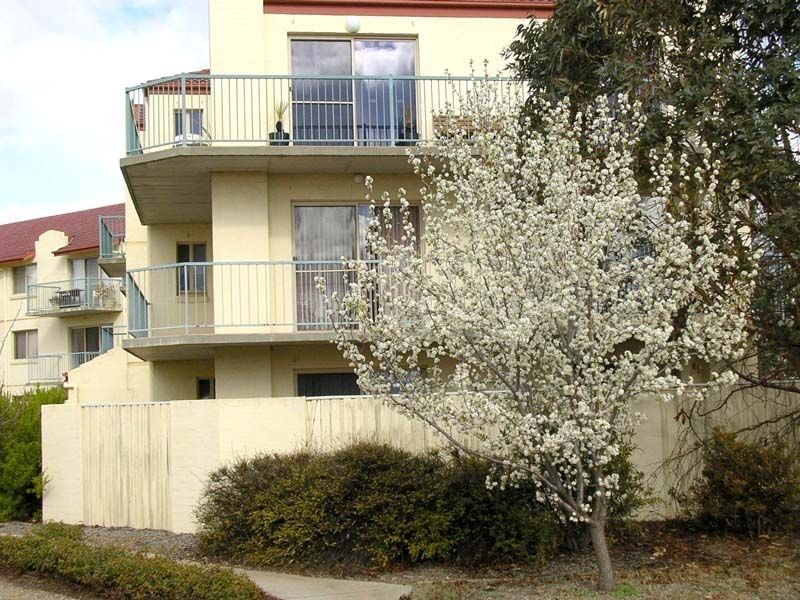 16/21 Tenison Woods Circuit, Bonython ACT 2905