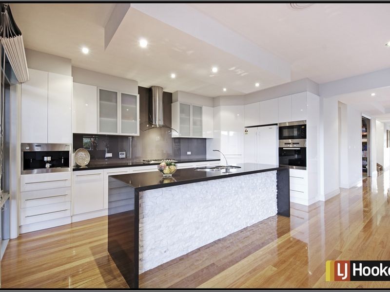 24 Helen Turner Street, Gungahlin ACT 2912