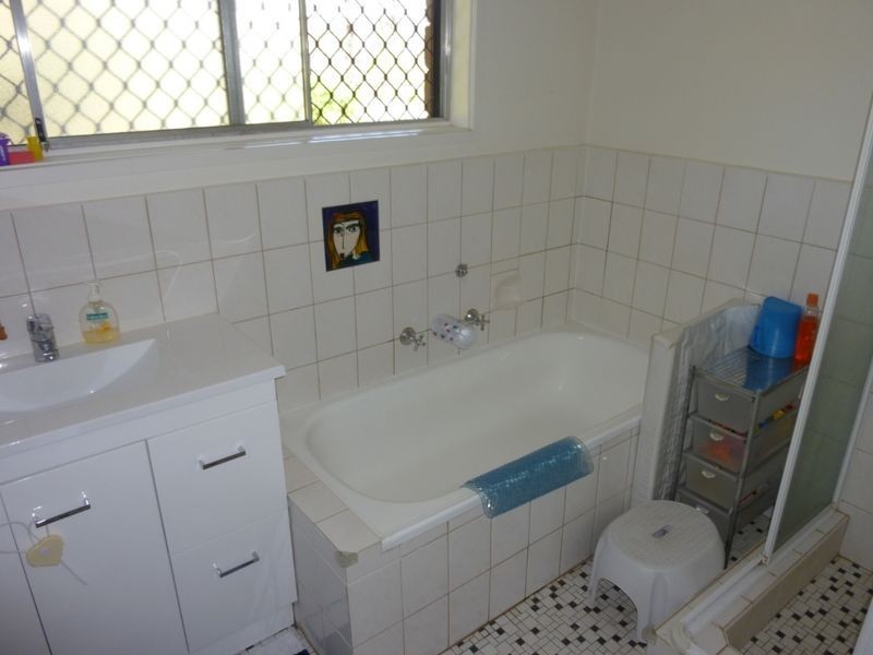 4 Gilmore Crescent, Garran ACT 2605