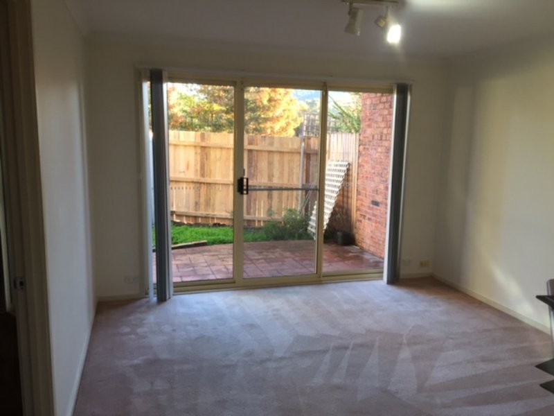 73/44 Jerrabomberra Avenue, Narrabundah ACT 2604