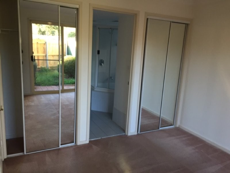 73/44 Jerrabomberra Avenue, Narrabundah ACT 2604