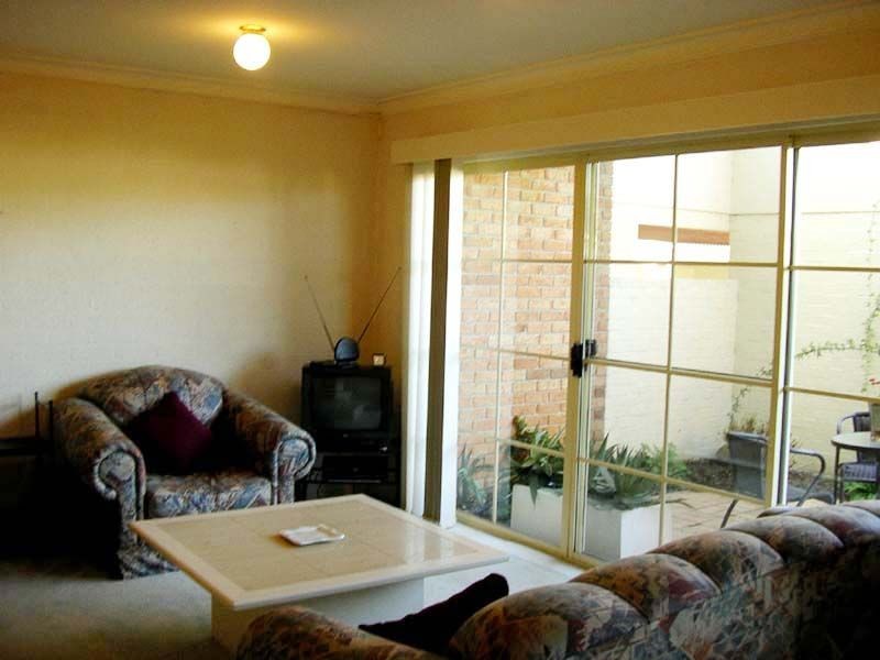 9/201 Goyder Street, Narrabundah ACT 2604