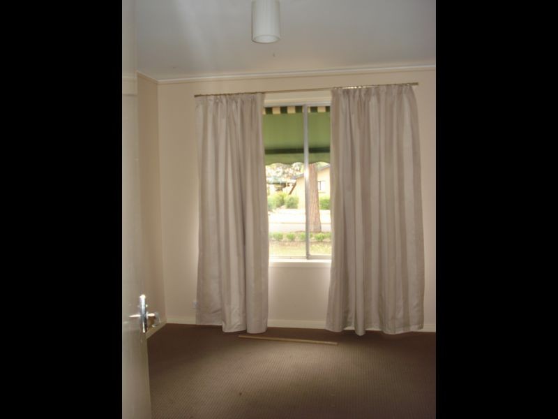 3 Mertz Place, Mawson ACT 2607