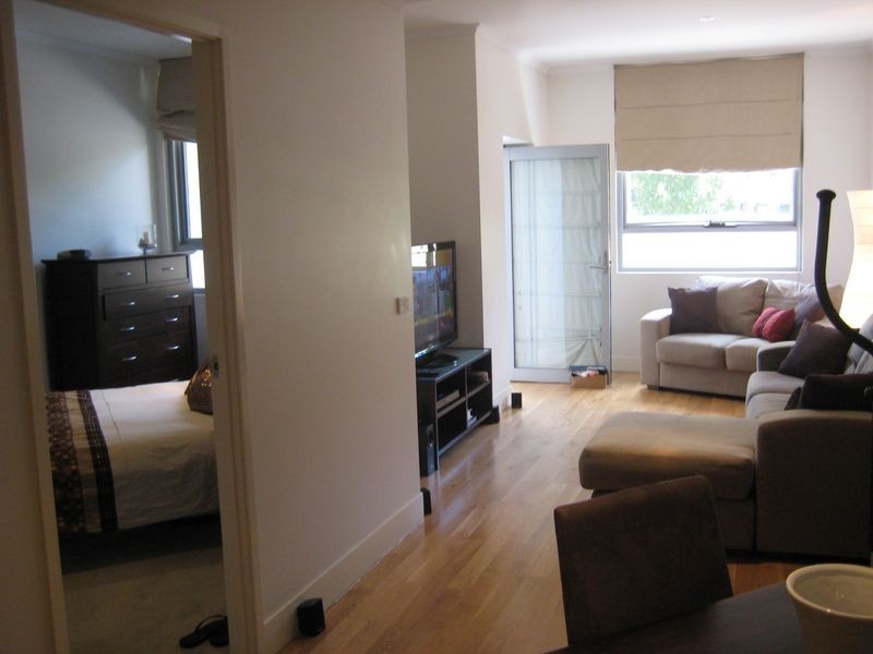 2/20 Moore Street, Turner ACT 2612