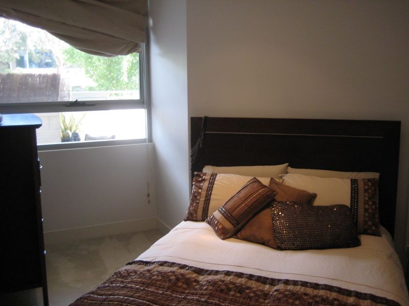 2/20 Moore Street, Turner ACT 2612