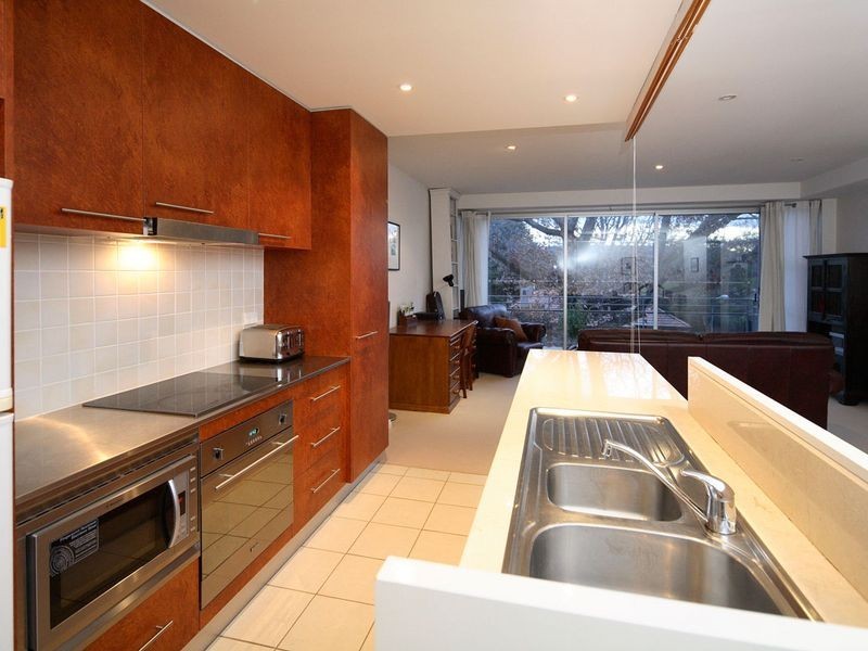 14/31 Howitt Street, Kingston ACT 2604