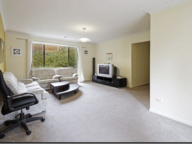 176 Captain Cook Crescent, Narrabundah ACT 2604