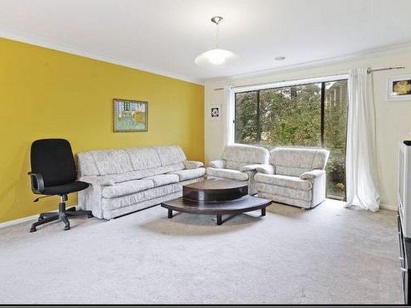 176 Captain Cook Crescent, Narrabundah ACT 2604