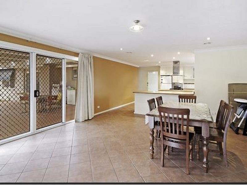 176 Captain Cook Crescent, Narrabundah ACT 2604