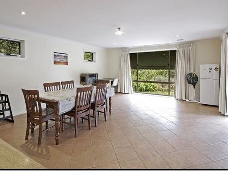 176 Captain Cook Crescent, Narrabundah ACT 2604