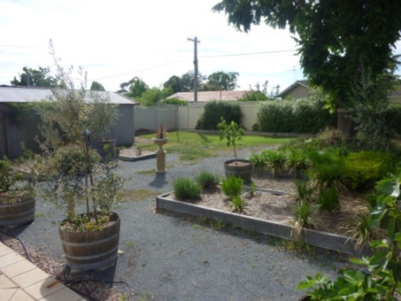 13 Greenvale Street, Fisher ACT 2611