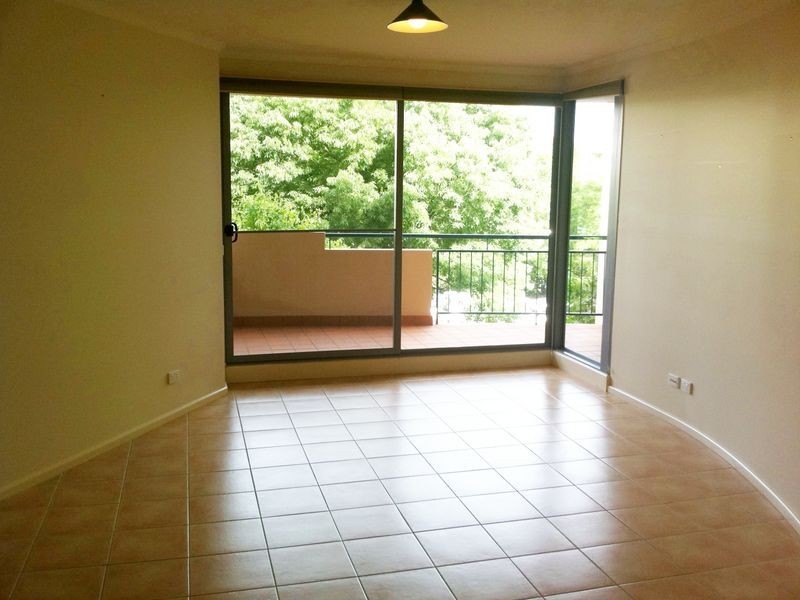 206/107 Canberra Ave, Griffith ACT 2603