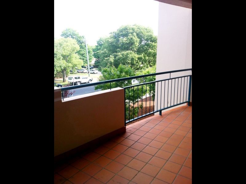 206/107 Canberra Ave, Griffith ACT 2603