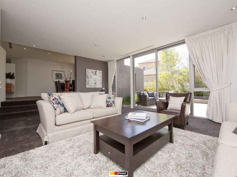 17 Charlotte Street, Red Hill ACT 2603
