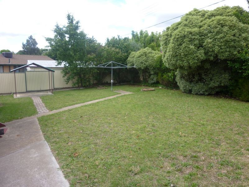 25 Bromley St, Wanniassa ACT 2903