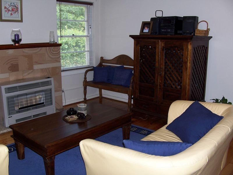 23 Hacking Street, Narrabundah ACT 2604