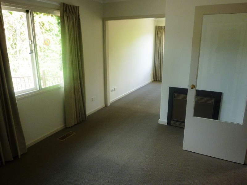 11 Quiros Street, Red Hill ACT 2603