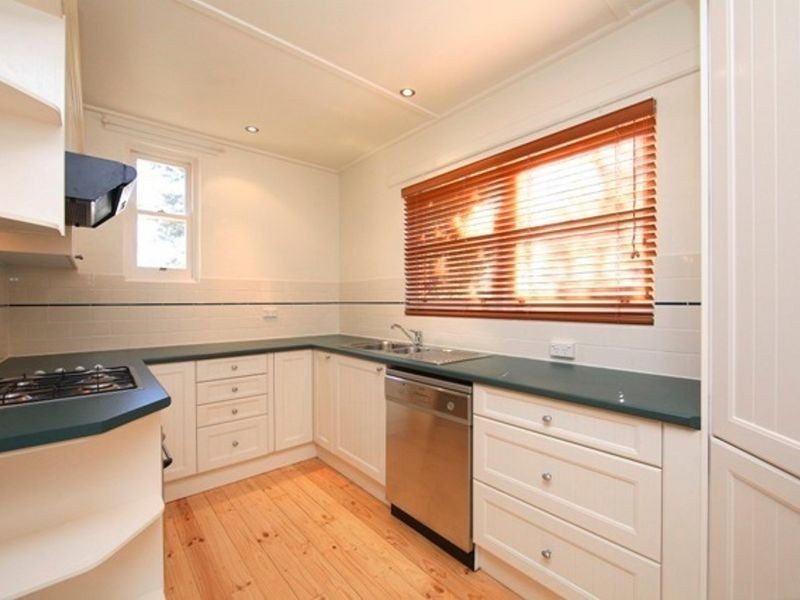 17 Vaughan Gardens, Narrabundah ACT 2604