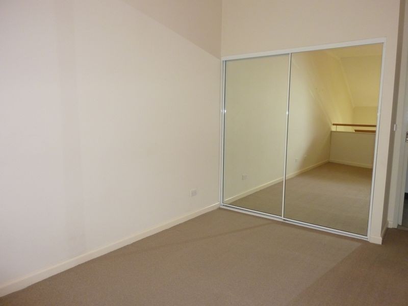 27/18 Captain Cook Crescent, Griffith ACT 2603