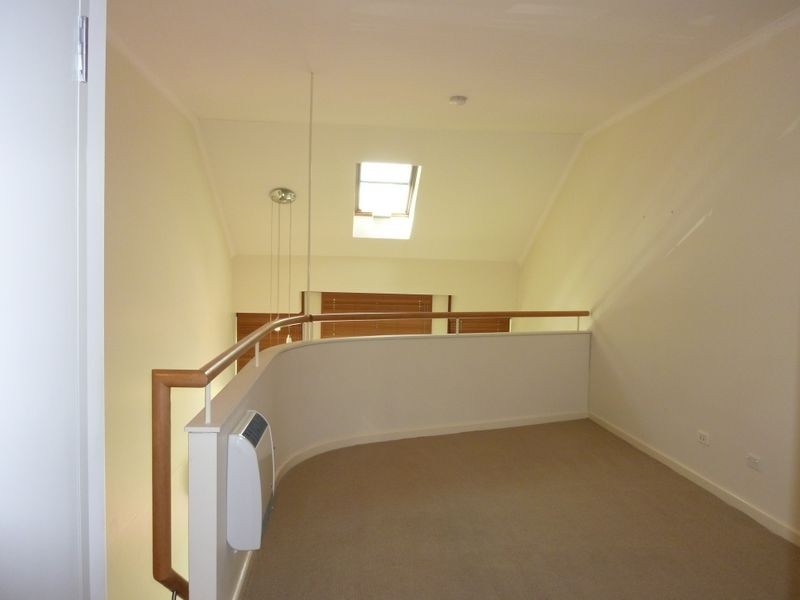 27/18 Captain Cook Crescent, Griffith ACT 2603