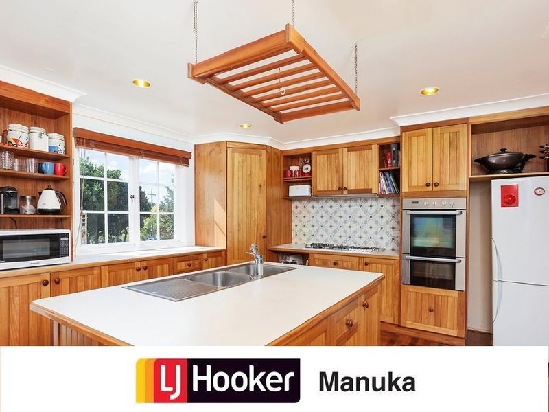 14 McLaren Crescent, Pearce ACT 2607