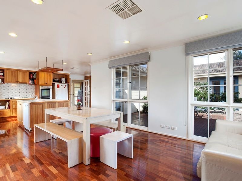 14 McLaren Crescent, Pearce ACT 2607