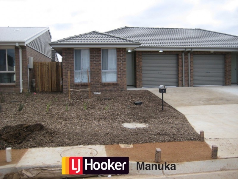 8 Herring Place, Macgregor ACT 2615