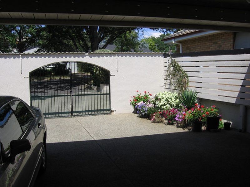 4 Discovery Street, Red Hill ACT 2603