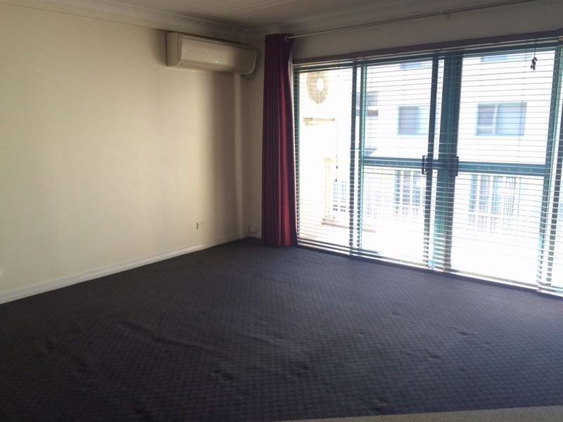 69/53 McMillan Crescent, Griffith ACT 2603