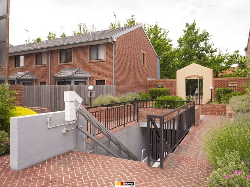 28/11 Ijong Street, Braddon ACT 2612